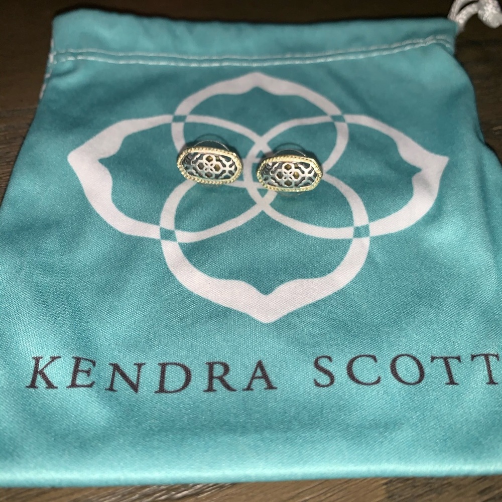 Ellie Gold Kendra Scott Stud Earrings